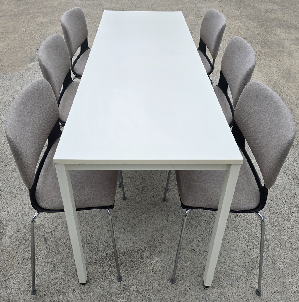 9-3번 6인테이블 퍼시스의자 세트